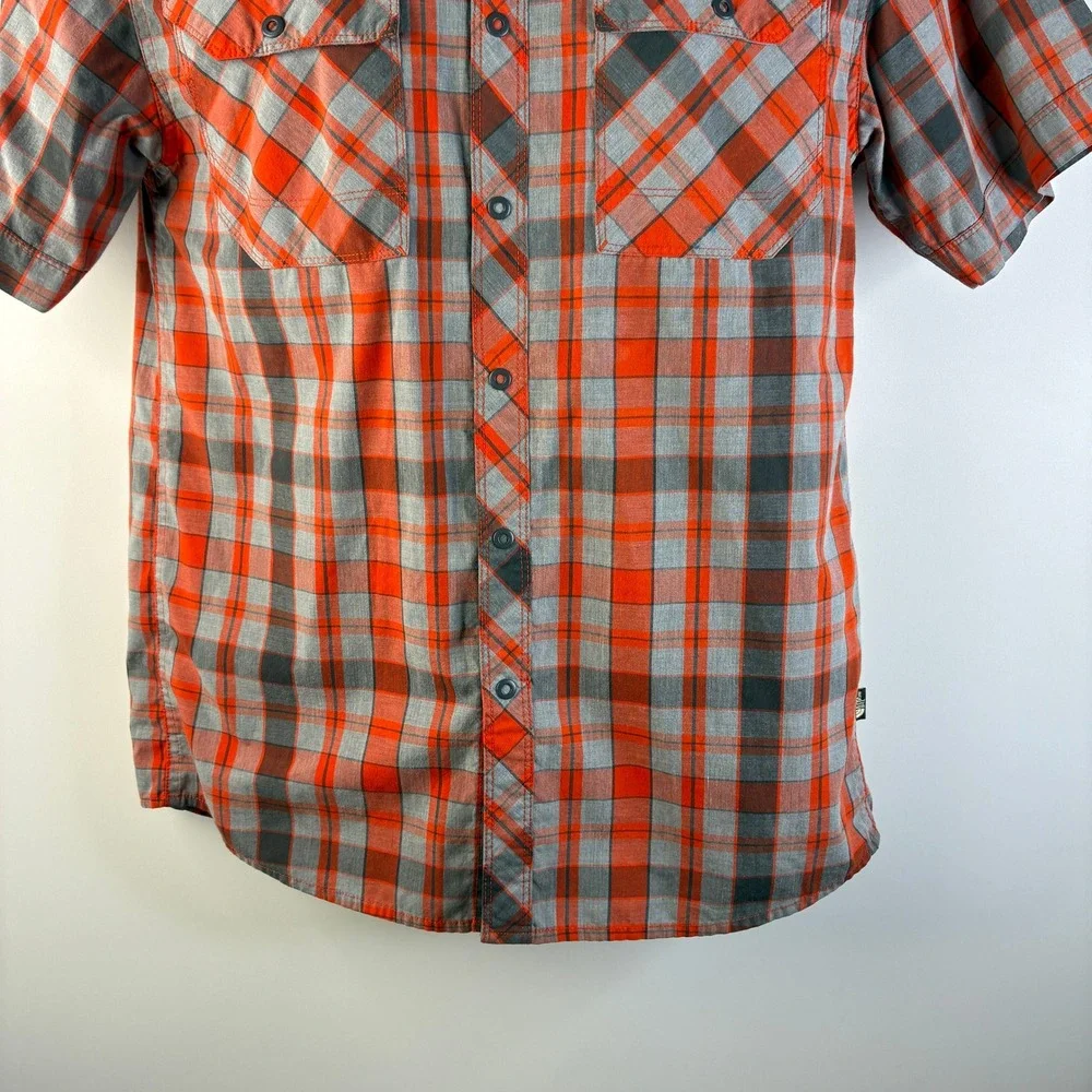 The North Face Men's Small Short Sleeve Plaid‎ Snap Front Western Shirt Orange